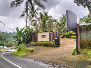 Belvilla near Kembengan Sari Waterpark formerly Liberty Guesthouse Village - 1