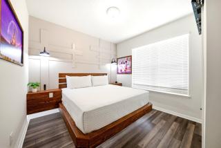 Stunning New 7BR Home at Windsor Cay Resort - 6