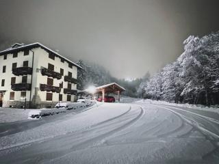 Cervinia House - Alpine Apartments & Chalet - 8