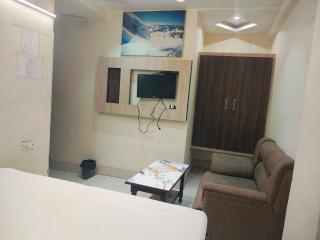 Hotel O M S GALAXY - 2