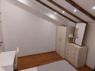 Quiet Central Split Apartment - 5 min Walk to Split Old Town and Bacvice Beach - 2