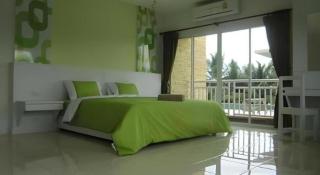 Nana Chat Bangsaen Hotel - 7