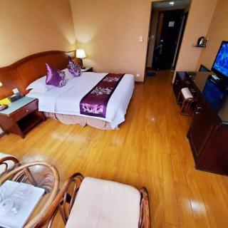 Hedong Hotel - 4