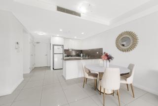 Free AC,Wifi & Parking, Close Shopping and station - Sidney - 6