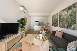 Azure Horizon - Bay Views & Rooftop Spa - 3