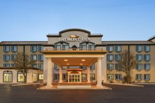 Baymont by Wyndham Rockford - 0