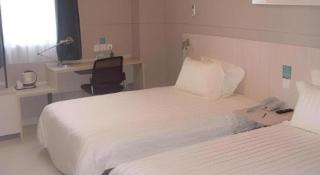 Jinjiang Inn Baotou Donghe East Railway Station - 1