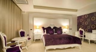 Alvarez Hotel - 5