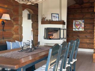 Spacious Cabin With Sauna & Scenic Terrace - 7