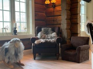 Spacious Cabin With Sauna & Scenic Terrace - 3