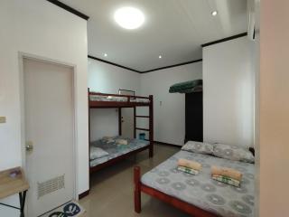 Hiview Transient House - 2