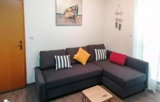 Lovely Apartment In Sveti Filip I Jakov - 4
