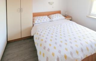 Lovely Apartment In Sveti Filip I Jakov - 2