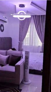 Modern Studio • Central Surulere • WiFi, TV &AC - Apartment - 0