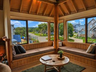 Dragonfly Chalet - 2