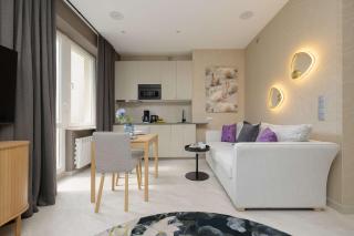 Modern Studio Near PGE Narodowy in Warszaw by Noclegi Renters - 9
