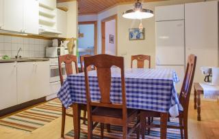 Stunning Home In Eksjö With Kitchen - 4