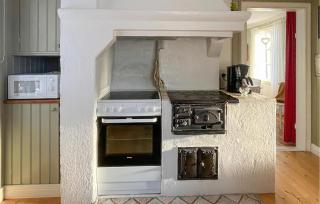 Nice Home In Bergshamra With Wifi - 4