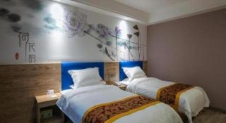 Shell Xinxiang Weibin District Railway Station Department Store Hotel - 8