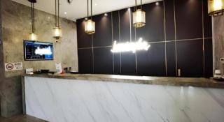 Home Inn Plus Shanghai Middle Ring Jinshajiang Road Fengzhuang Metro Station - 2