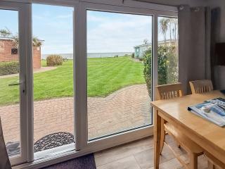 No 4 Hickling Chalet - Uk51729 - 6
