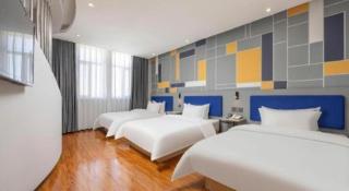 7 Days Inn Yining Xintiandi - 2