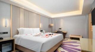 Lavande Hotel·Wuhan Qingshan Zhongyuan Plaza - 7