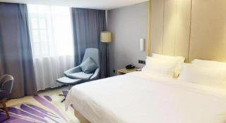 Lavande Hotel·Wuhan Qingshan Zhongyuan Plaza - 1
