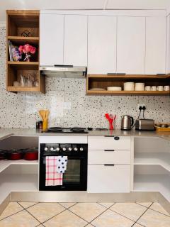 LuxTreat 1BedRm 3sleeper Luxury Manzini Eswatini - 6