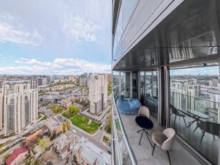 24-166 Taryan Towers, Ioanna Pavla 2, Kyiv centre, stunning city view, 15 kW backup power, spacious Petrovdom Apartment - 5