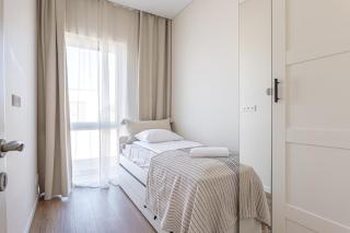 Family-Friendly Apt with Terrace I 2 BD I ᴄᴏʜᴏsᴛ - 6