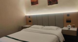 GreenTree Inn Suzhou Wujiang Zhenze Town Zhennan Road Express Hotel - 4