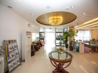GreenTree Inn Chaoyang Shuangta District Bus Station - 4