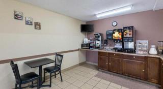 Americas Best Value Inn Beatrice - 6