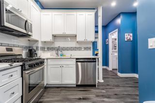 Luxurious 4BR-2BA-9 Beds | NYC | MetLife | Parking - 7