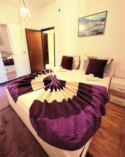 Apartment VITKO near the Beach with Private Parking & Grill Station - Punat - 3
