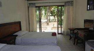 Jinta Hotel Nathon Beach - 9