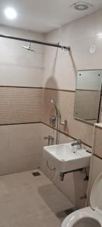Hotel North East - 2