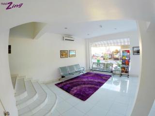Hotel Zing Phnom Penh - 4