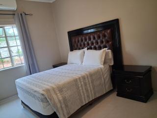 A Nice Homely 3 Bedroomed Apartment - 7