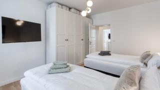 Sali Homes - Opera Loge 2BR Balcony - 2