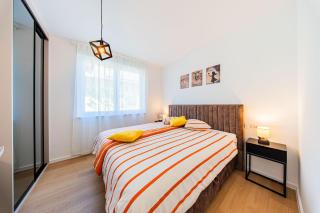 Zagreb 245 - 246 - 247 - 248 - 4 Units - Three Bedroom Apartments - New - Balcony - Parking - Flexible Keybox Entry - Modern - 6