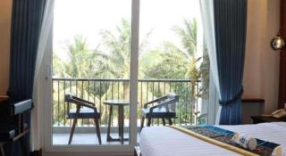 Sky Boutique Kampot - 1