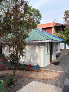 LES COTTAGES de Suryatrips Homely Stay - 6
