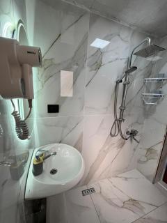 Sheki Modern Guest Home - 1