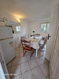 PR2 - 2 Bedrooms and a Fully Equipped Kitchen - 4