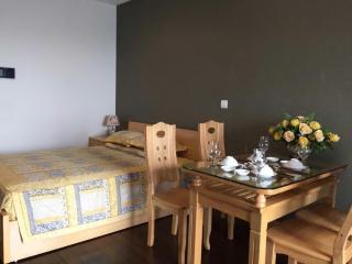Charming 1-Bedroom Apartment in the Heart of Ging V, Vietnam - 7