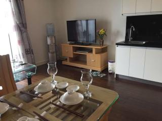 Charming 1-Bedroom Apartment in the Heart of Ging V, Vietnam - 3