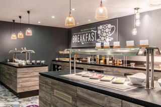 Premier Inn Braunschweig City Centre - 4