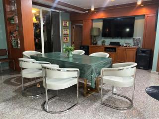 The Oasis on 8 Cozy Homestay & Café - 3